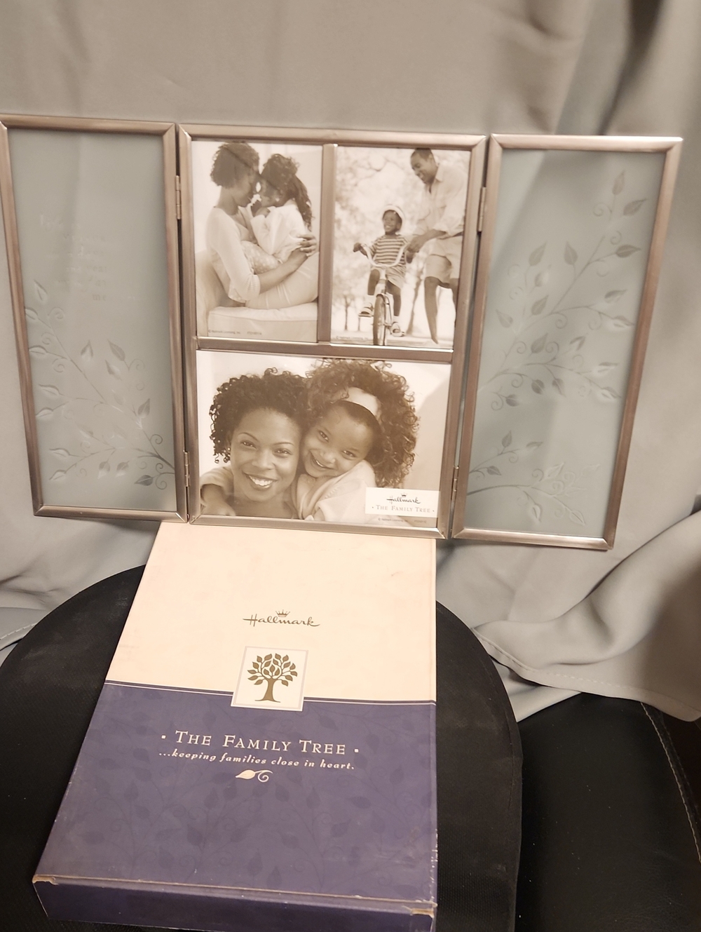 Hallmark The Family Tree."Favorite Moments"